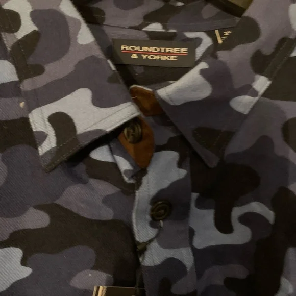 Roundtree & Yorke Blue Camouflage Casual Button Down Shirt - Picture 5 of 6